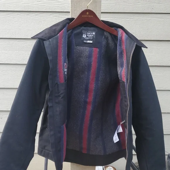 Carhartt Coat - Picture 4 of 5